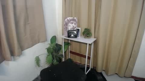 Anna online show from January 2025 11:23:01 PM