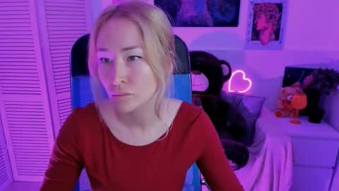 Snapshot of astramonroe chatting on September 2025 04:56:01 AM astramonroe online show from September 2025 04:56:01 AM