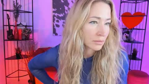 Snapshot of astramonroe chatting on October 2025 06:29:02 PM astramonroe online show from October 2025 06:29:02 PM