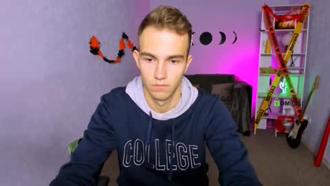 astren online show from October 2025 06:52:02 AM