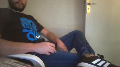 Snapshot of astro_boy_01 chatting on December 2024 10:28:01 PM astro_boy_01 online show from December 2024 10:28:01 PM