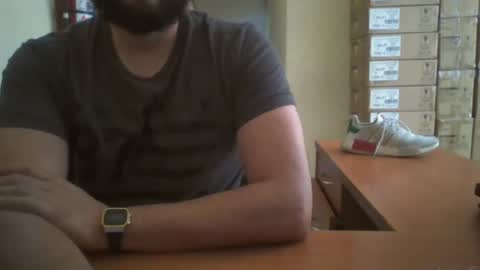 Snapshot of astro_boy_01 chatting on October 2025 09:37:01 PM astro_boy_01 online show from October 2025 09:37:01 PM