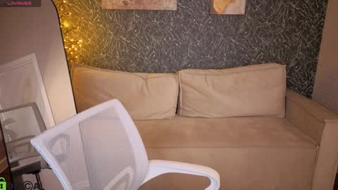 Snapshot of asya_nelson chatting on April 2026 08:37:01 AM Asya online show from April 2026 08:37:01 AM