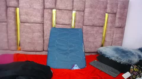 Snapshot of atenea_420 chatting on April 2026 04:03:02 AM COLOMBIA online show from April 2026 04:03:02 AM