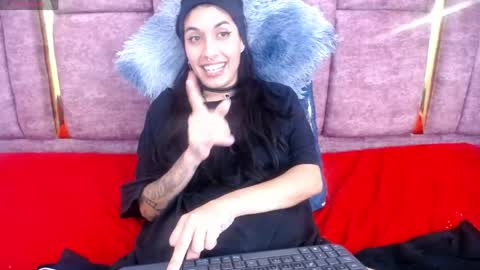 Snapshot of atenea_420 chatting on May 2026 08:55:01 AM COLOMBIA online show from May 2026 08:55:01 AM