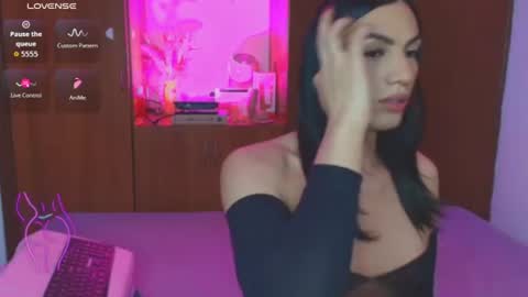 atenea_fit online show from July 2026 06:18:01 AM