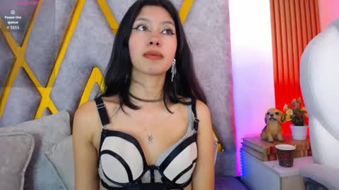 Snapshot of atenea_smith1 chatting on April 2026 02:45:02 AM Athenea online show from April 2026 02:45:02 AM