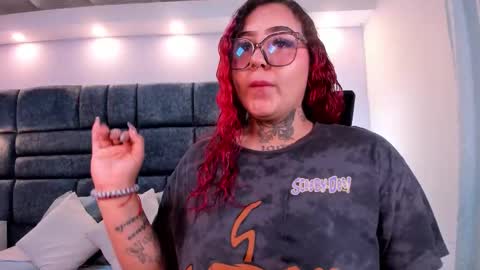 Atennea Diiossa online show from October 2025 11:47:01 AM