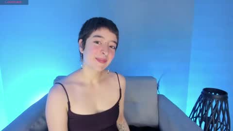 Snapshot of atheena__ chatting on June 2026 12:33:02 PM Athenea online show from June 2026 12:33:02 PM