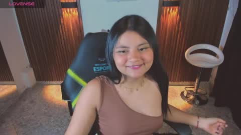 Snapshot of athena_snaw chatting on May 2026 02:52:01 AM athena_snaw online show from May 2026 02:52:01 AM