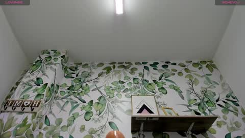 Atilana Diaz online show from February 2025 05:31:01 PM