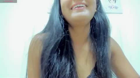 Snapshot of atilana_diaz chatting on April 2026 05:33:02 PM Atilana Diaz online show from April 2026 05:33:02 PM