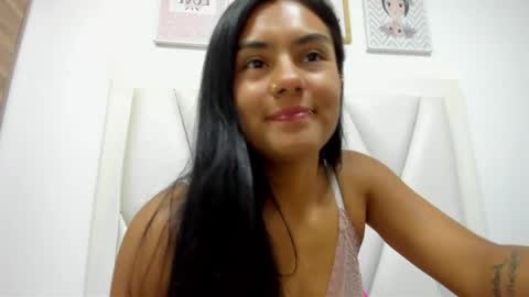 Snapshot of atilana_diaz chatting on May 2026 06:38:01 PM Atilana Diaz online show from May 2026 06:38:01 PM