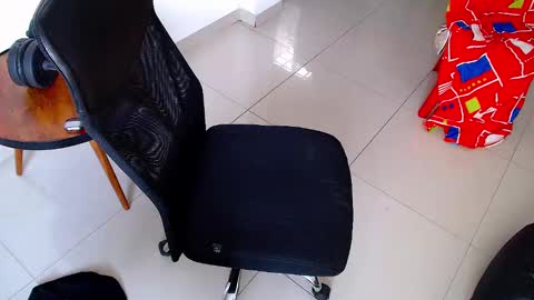 Antonio online show from December 2024 10:25:01 PM