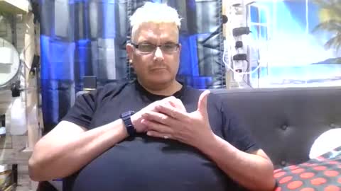 A online show from December 2024 08:43:02 AM