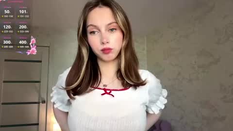 Jolyn online show from July 2026 03:11:02 PM
