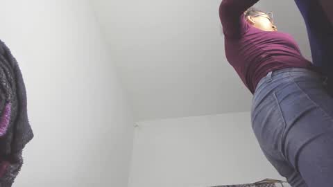 Audrey online show from December 2024 03:53:02 AM