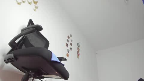 Audrey online show from January 2025 06:02:01 PM