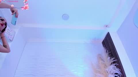 Audrey Hayworth online show from December 2025 11:59:01 AM