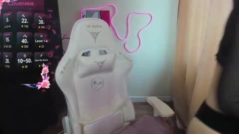 Audrey online show from April 2026 08:09:02 AM