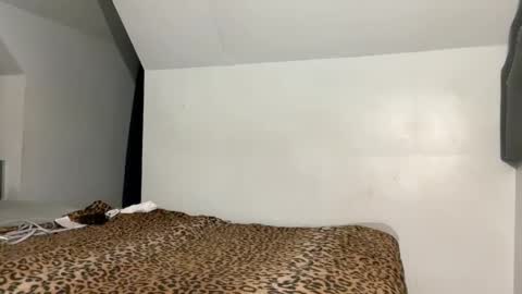 aunyxxx online show from March 2025 03:56:01 AM