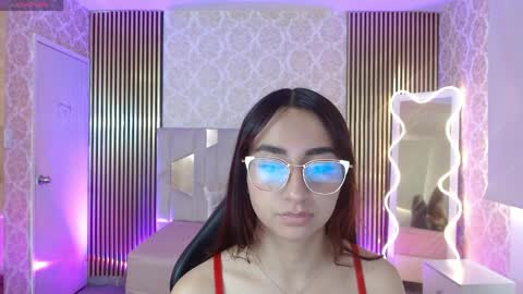 aura_tay1 online show from April 2026 11:37:01 AM