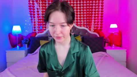 Snapshot of auradiaz chatting on March 2026 08:43:01 AM auradiaz online show from March 2026 08:43:01 AM