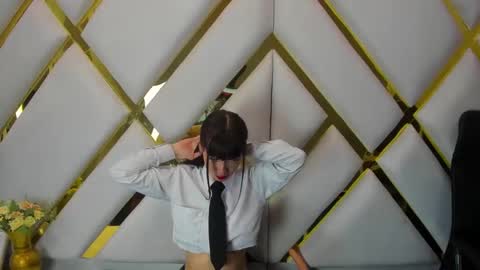 aurora online show from December 2024 06:13:01 PM