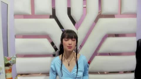 aurora online show from January 2025 10:51:02 PM