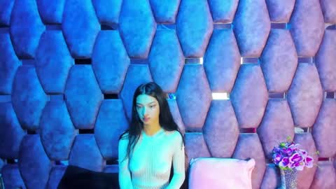 aurora online show from October 2025 06:40:02 PM