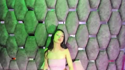 Snapshot of aurora18palmer chatting on December 2025 03:49:02 PM aurora online show from December 2025 03:49:02 PM