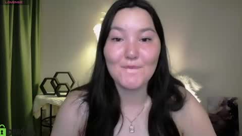 Snapshot of aurora_briggs chatting on July 2026 05:12:01 AM Camila online show from July 2026 05:12:01 AM