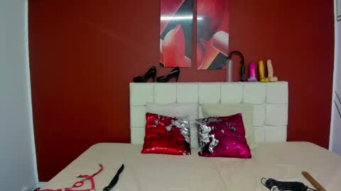 AURORA online show from December 2024 12:13:02 PM