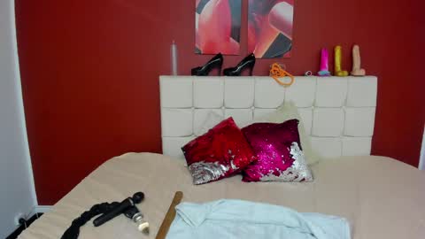 AURORA online show from January 2025 12:37:01 PM