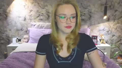Kate online show from October 2025 04:18:01 PM