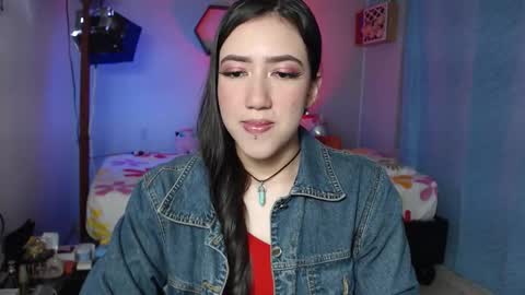 Aurora  online show from November 2025 06:17:02 AM