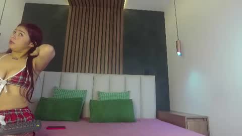 Snapshot of aurorajackson__ chatting on June 2026 02:47:02 AM AURORA online show from June 2026 02:47:02 AM
