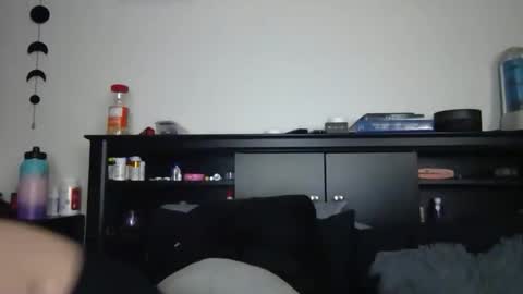 auroralightz1 online show from November 2025 01:38:01 AM