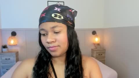 aurorasky7 online show from October 2025 11:55:02 AM