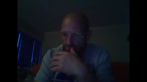 Snapshot of aussieguy59660 chatting on November 2025 09:09:02 AM aussieguy59660 online show from November 2025 09:09:02 AM