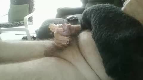 Snapshot of aussiehornybloke chatting on November 2025 08:44:01 PM aussiehornybloke online show from November 2025 08:44:01 PM