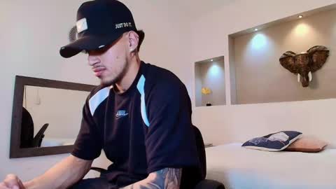 AUSTIN  online show from January 2025 08:21:01 AM