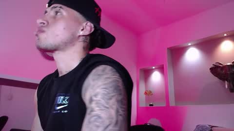 AUSTIN  online show from February 2025 05:09:02 AM