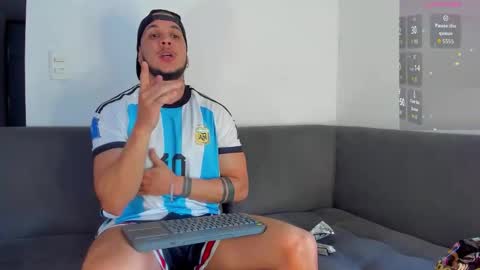 A online show from November 2025 09:14:01 PM