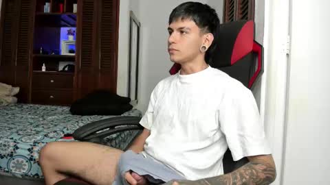 Austin online show from November 2025 08:20:01 PM