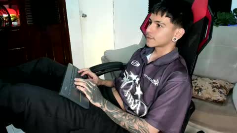 Austin online show from April 2026 07:58:02 PM