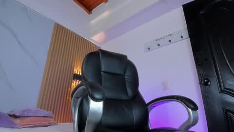 austin_rouse online show from March 2026 07:36:02 PM