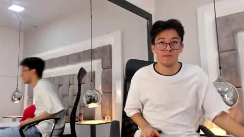 austinreeds online show from October 2025 09:42:01 PM