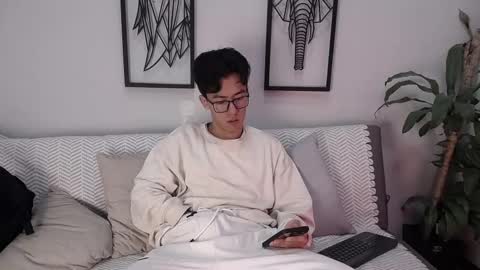 austinreeds online show from November 2025 12:16:01 PM