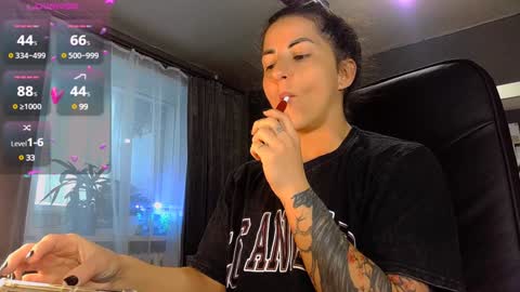 Ava online show from January 2025 11:56:02 AM